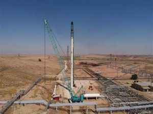 مهندس ناصری: برج هیدروژن سولفوره زدا با موفقیت در واحد بهره برداری مارون ۵ نصب گردید