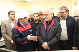 بازدید استاندار خوزستان از تاسیسات فرآورش و نمک زدایی غرب کارون شرکت نفت و گاز اروندان