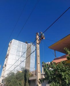 با هدف کاهش تلفات انرژی در کوی فرهنگ شهر دزفول، شبکه سیمی در خیابان‌های غربی این منطقه به کابل خودنگهدار تبدیل شد.