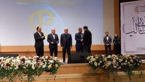 کسب رتبه برتر روابط عمومی توزیع برق خوزستان در جشنواره ارزیابی روابط عمومی های صنعت آب و برق کشور