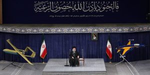  ایجاد تردید و تعلل در خواص مهمترین برنامه دشمن است