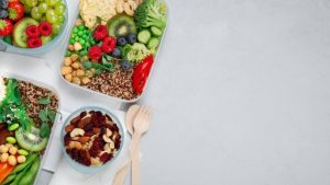 چگونه در سفرهای نوروزی تغذیه سالم داشته باشیم