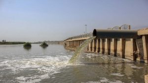 حذف ورودی‌ های فاضلاب به رودخانه کارون در اولویت کار آبفای خوزستان