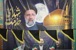 امام جمعه خرمشهر: ملت ایران مسیر شهید رئیسی را ادامه خواهد داد