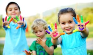 والدین چگونه سلامت روانی فرزندان خود را تامین کنند