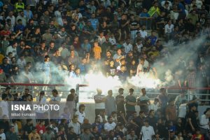 نقش ‌مدیران‌ فوتبال در خشونت هواداران روی سکوها