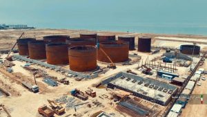 افزایش ظرفیت انبارش و نگهداری فرآورده‌های نفتی در بندر امام خمینی