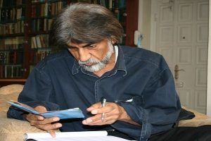 هشتم آبان، روزی که قیصر شعر ایران پر کشید