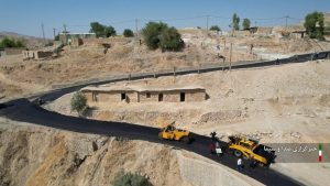 زیرسازی و آسفالت معابر روستای حسن آباد دوراب اندیکا