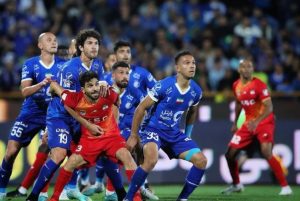 پیروزی مدعی قهرمانی لیگ برتر فوتبال در اهواز