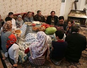 استقبال گرم خوزستانی‌ها از فصل زمستان در شب یلدا