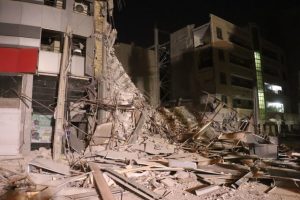 ریزش آپارتمان ۶ طبقه در اهواز تلفات جانی نداشت