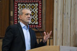 تاکید رئیس جمهور بر همکاری مردم برای توسعه عدالت آموزشی