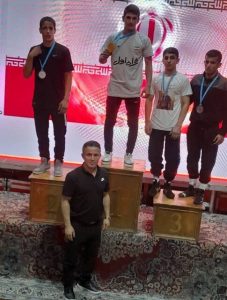 با حاشیه‌سازی، اشتیاق قهرمان‌پروری را از مربیان کشتی اهواز گرفته‌اند