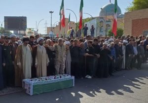 پیکر مطهر شهید تجاوز نظامی اسراییل در گلزار شهدای دزفول آرام گرفت