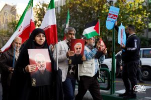 تجمع اهوازی ها برای حمایت از عملیات غرور آفرین بشارت فتح