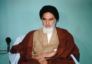 امام خمینی (ره) الگویی بی‌نظیر در رهبری دینی، مردمی و جهانی است