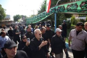 حضور دستیار و مشاوران مقام معظم رهبری در مراسم تشییع و خاکسپاری شهدای اقتدار دزفول