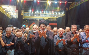 اقامه نماز ظهر عاشورا در خوزستان