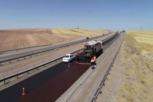 اجرای عملیات بهسازی و تعریض جاده آهودشت شهرستان کرخه