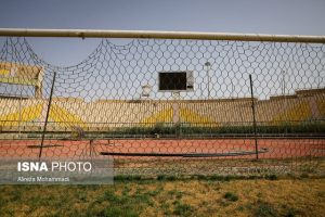 توضیح مدیرکل ورزش خوزستان در خصوص تعویض زمین چمن ورزشگاه غدیر اهواز
