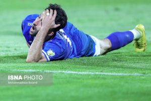 استقلال خوزستان خالی از بازیکن!