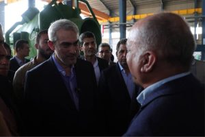 وزیر اقتصاد: خوزستان در تولید قطعات و تجهیزات حوزه نفت در کشور سرآمد است