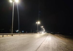 بیش از ۳۵ کیلومتر روشنایی در محورهای خوزستان اجرایی می شود