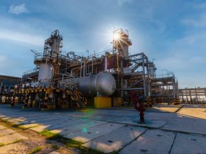 افق ۱۴۰۷ پایان مشعل‌سوزی گازهای همراه در مناطق نفتخیز جنوب