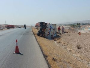 حادثه واژگونی تانکر حامل ۳۰ هزار لیتر بنزین در شهرستان امیدیه