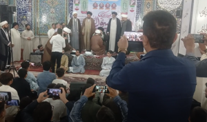 مراسم عمامه گذاری جمعی از طلاب در حمیدیه