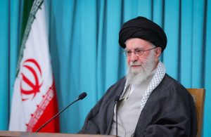 رهبر انقلاب: مذاکره با آمریکا کمکی به منافع ملی ما نمی‌کند