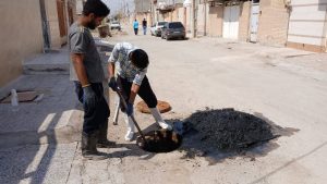 لایروبی و شست و شوی خطوط شبکه فاضلاب در بندر امام خمینی