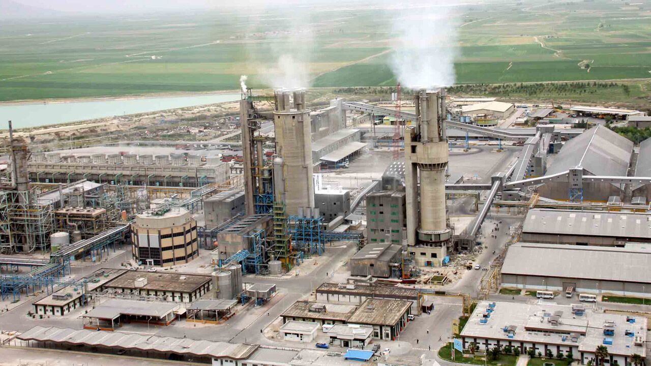 اشتغالزایی و افزایش ثروت ملی با اجرای فاز دوم پتروشیمی ماهشهر اشتغالزایی و افزایش ثروت ملی با اجرای فاز دوم پتروشیمی ماهشهر