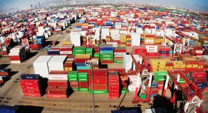 ثبت بیش از ۱۲ میلیون تن تجارت خارجی در گمرکات خوزستان