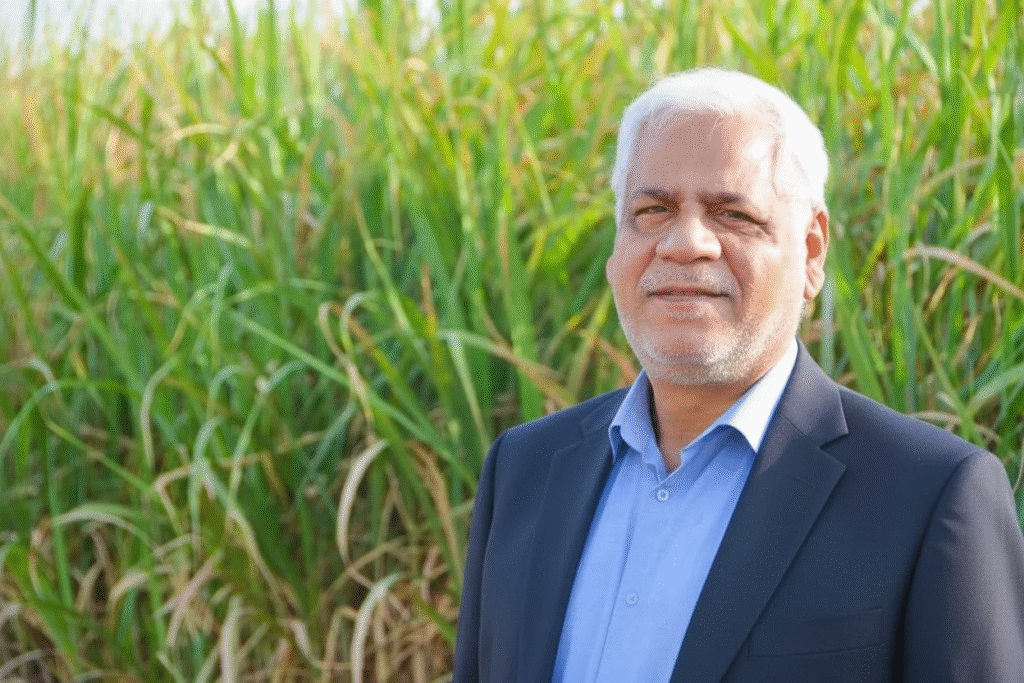 پرنده درّاج نماد پنجمین جشنواره شکرستان است پرنده درّاج نماد پنجمین جشنواره شکرستان است