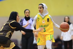 پالایش نفت آبادان، حریف مشهدی را زمین‌گیر کرد